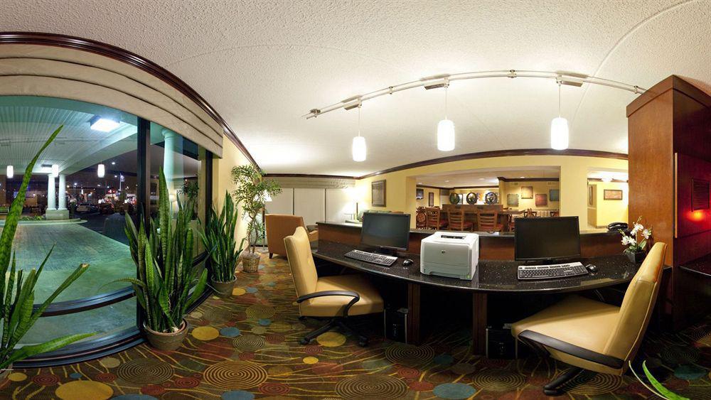 Holiday Inn Express Lynchburg By Ihg Екстериор снимка
