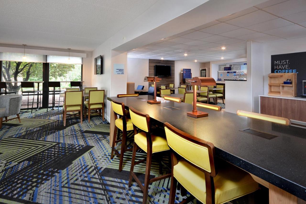 Holiday Inn Express Lynchburg By Ihg Екстериор снимка