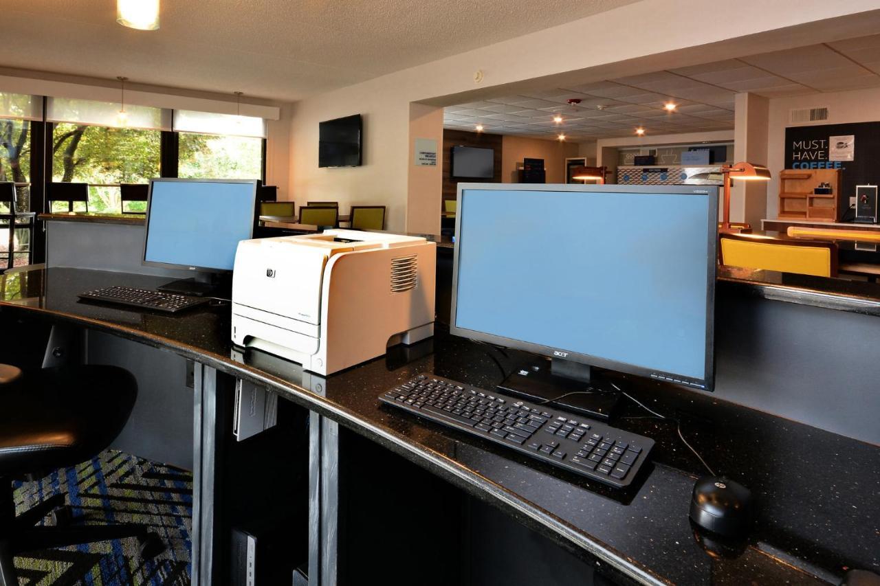 Holiday Inn Express Lynchburg By Ihg Екстериор снимка