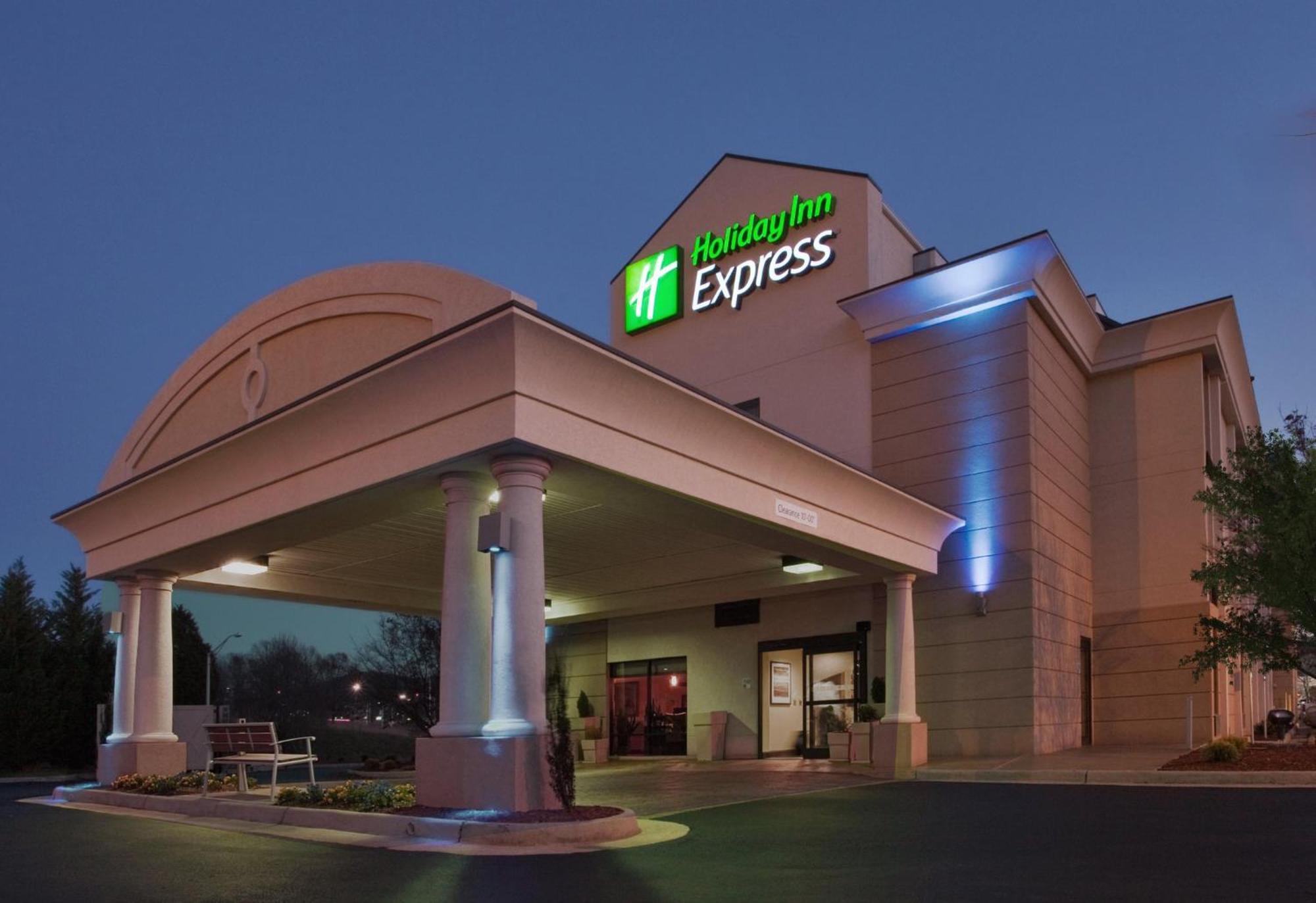 Holiday Inn Express Lynchburg By Ihg Екстериор снимка