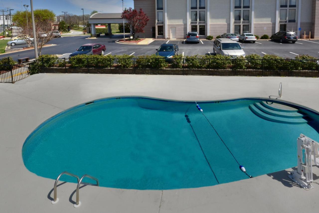 Holiday Inn Express Lynchburg By Ihg Екстериор снимка